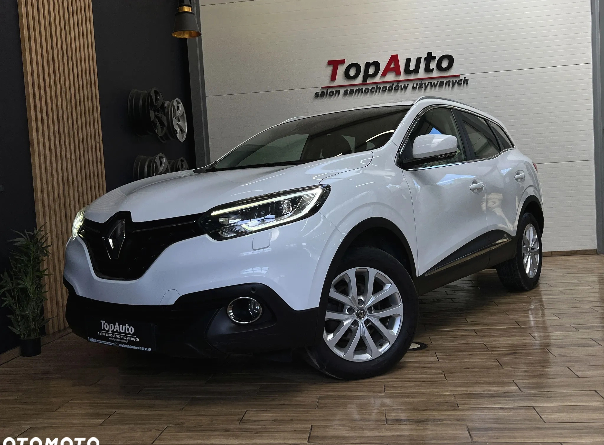 Renault Kadjar cena 59900 przebieg: 123000, rok produkcji 2018 z Kunów małe 742